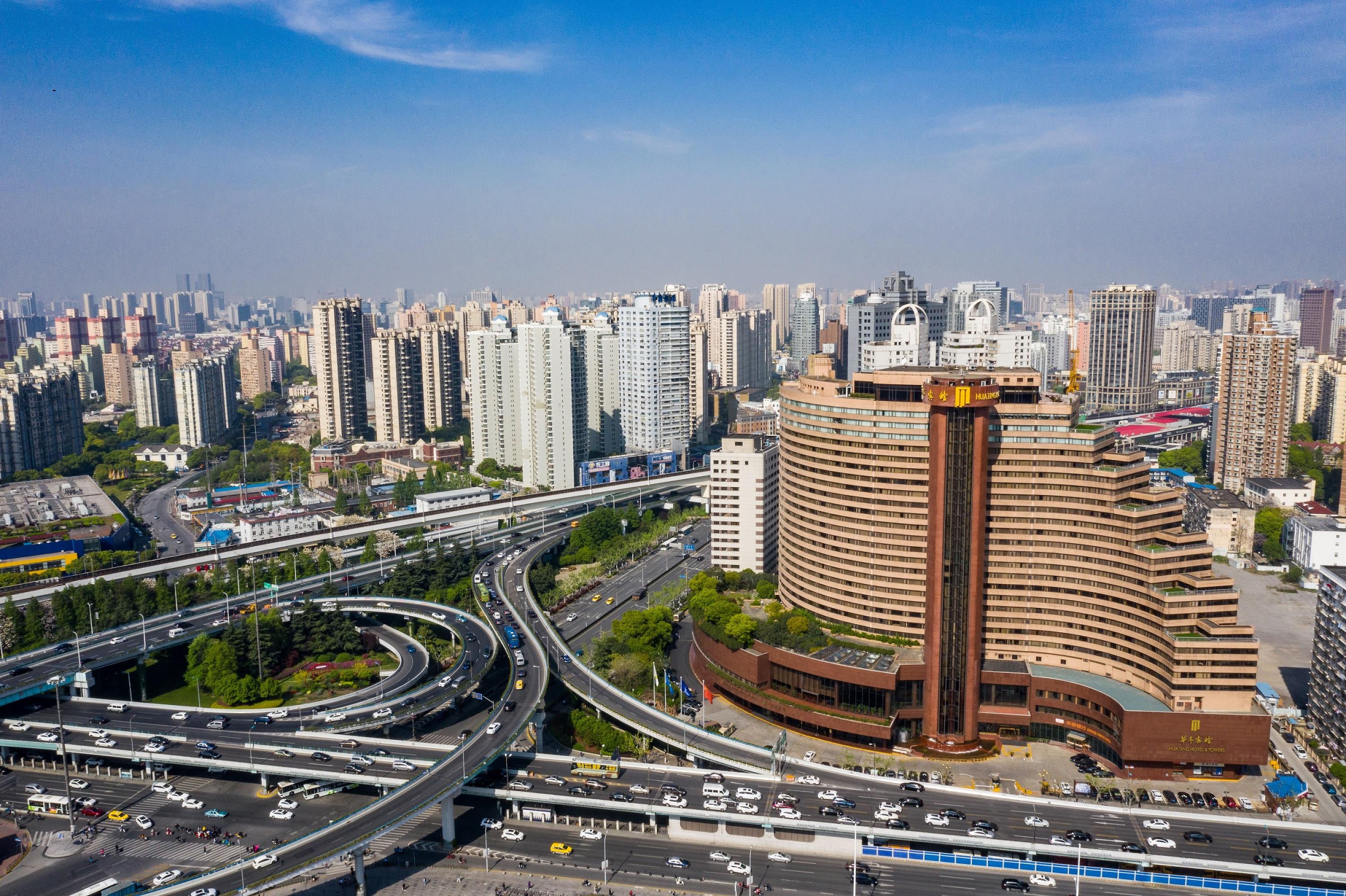 Hua Ting Hotel And Towers Šanghaj Exteriér fotografie